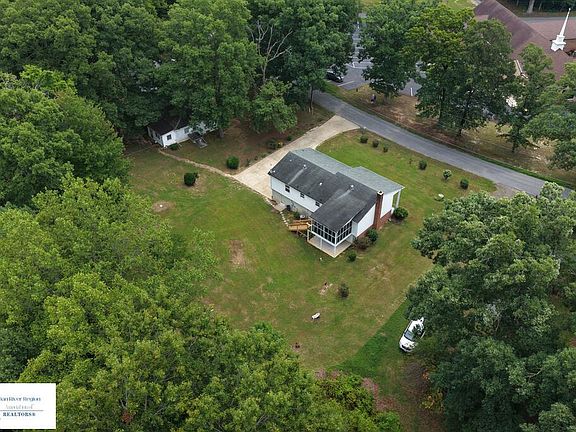3rd image of 284 Warehouse Rd