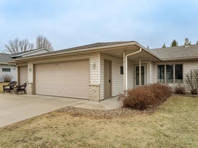 3 Lillie Ln SE, Pine Island, MN, 55963