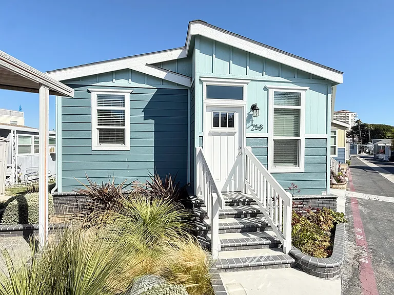 Surf City Beach Cottages — Photo 58