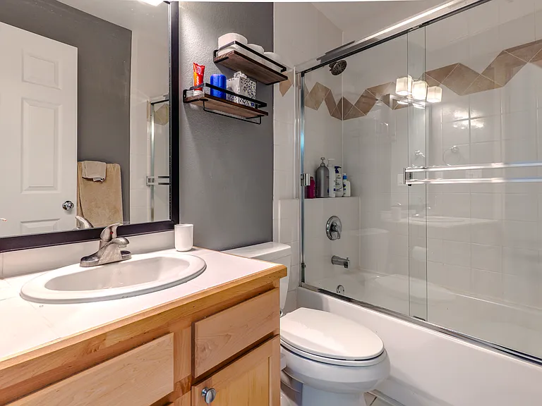 70 W 6th Ave #207 — Photo 25