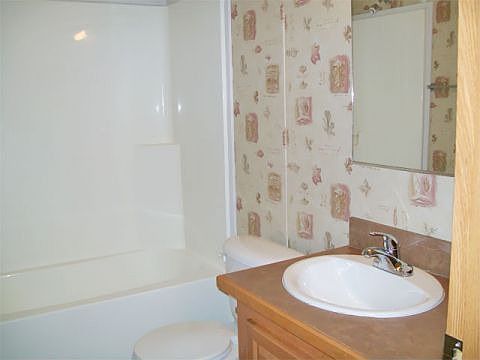 2nd image of 42230 Chalet Dr