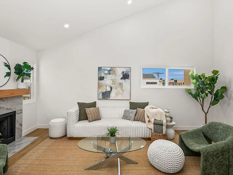 152 Evergreen Ave #4 — Photo 6