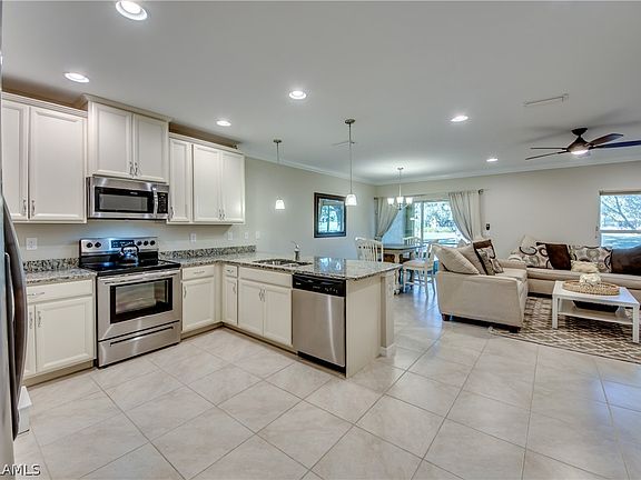 3rd image of 12123 Palm Cove St