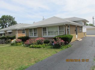 543 Iroquois Rd, Hillside, IL 60162