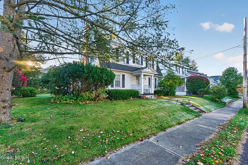 2nd image of 17 Cornelius Avenue