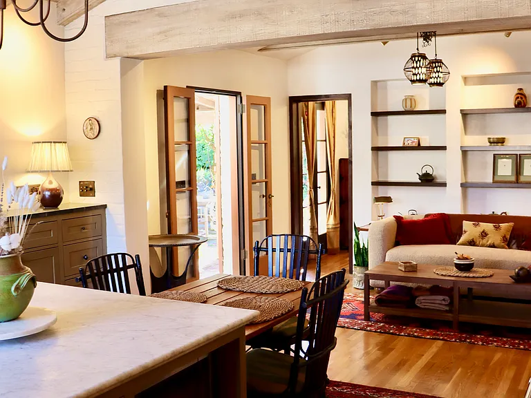 322 E Canon Perdido St — Photo 3