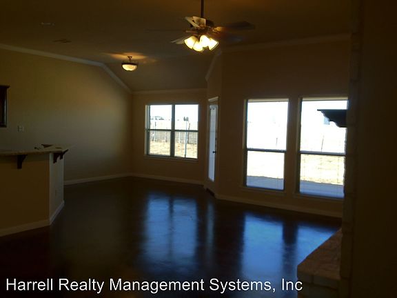 2nd image of 388 Park Place Dr