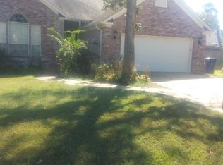 4 Sugarloaf Cir, Maumelle, AR 72113