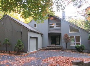 80 Baker Rd, Hopewell Junction, NY 12533