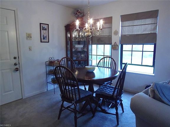 2nd image of 1253-4 Redtail Hawk Dr Unit 4