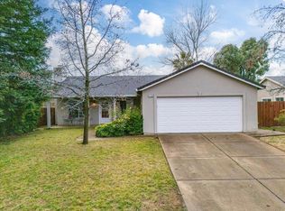 1128 Grouse Dr, Redding, CA 96003