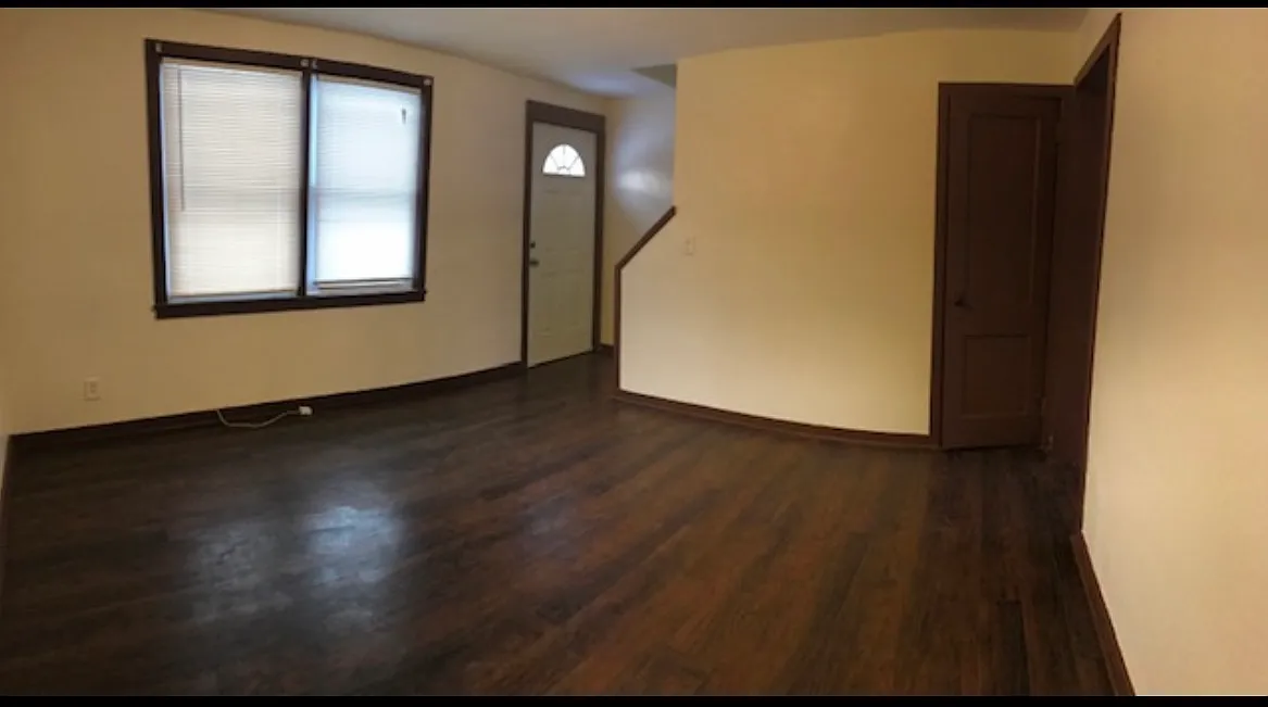 Building Photo - 35 Thackeray Ct #35