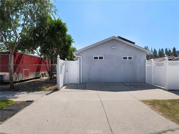 10018 N Aqueduct Ave, North Hills, CA 91343