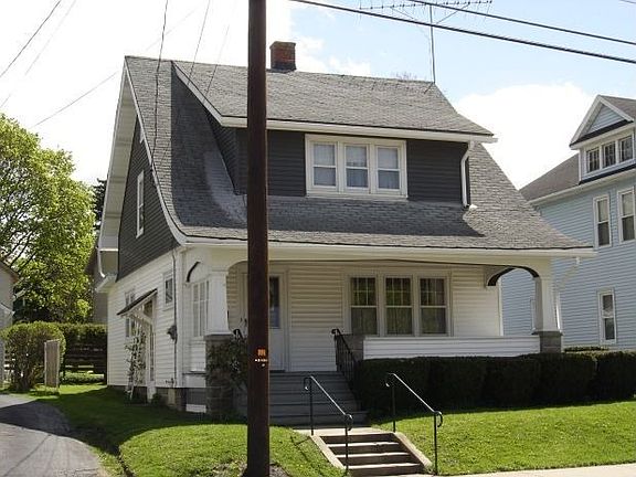 2nd image of 339 Forest Ave