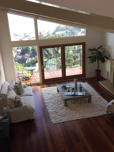 2 bed, 1600 sqft, $5,645 — Photo 3