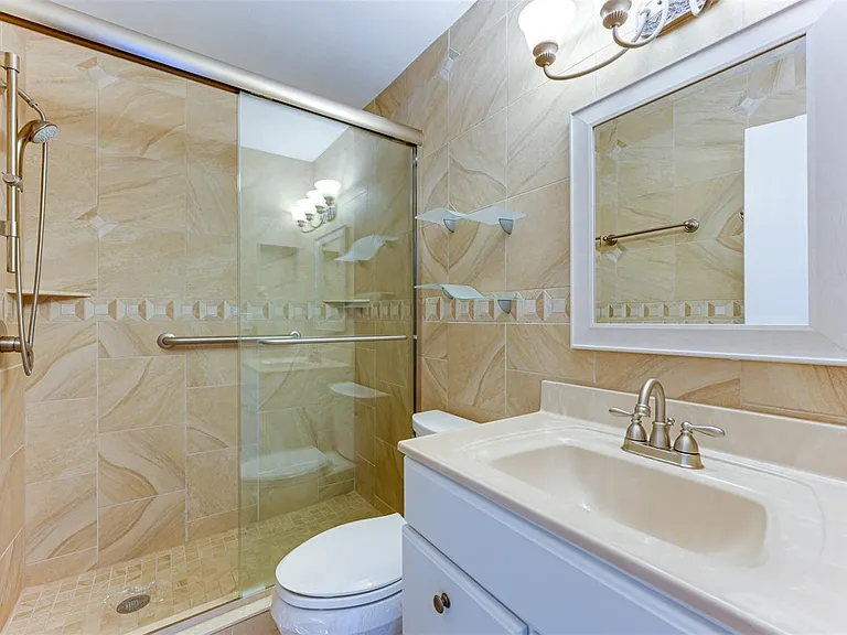 1608 Stickney Point Rd #1608-204 — Photo 14