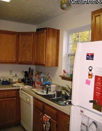 5th image of 4400 Oneil Blvd Unit 24