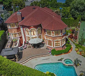 2 Euclid Road