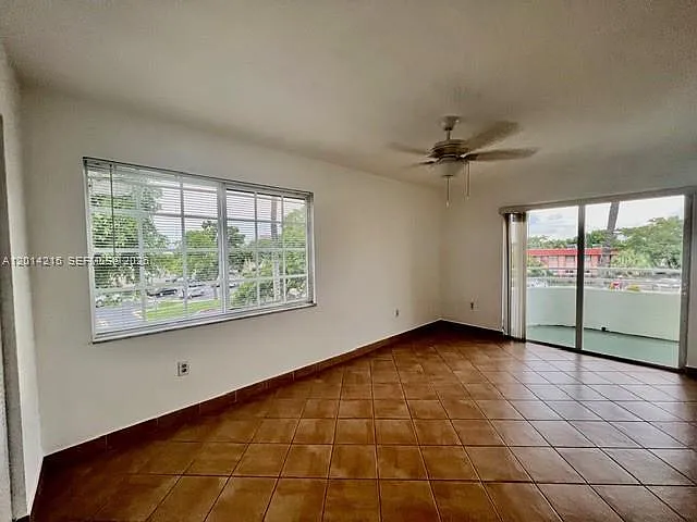 10755 SW 108th Ave #302 — Photo 12