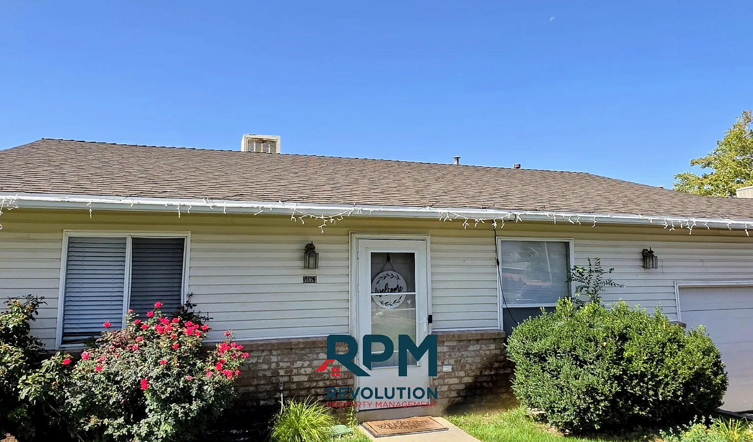 3 bed, 1.0 bath, 1008 sqft, $1,650 — Photo 1