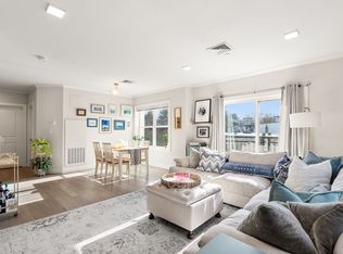 320 Maverick St UNIT 304, East Boston, MA 02128