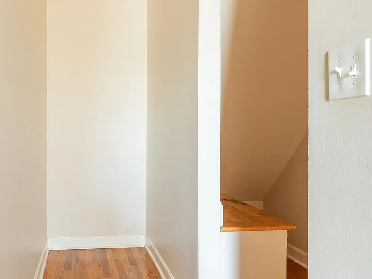 20 S Seeley Ave #A — Photo 13