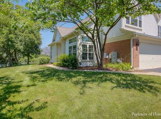 30W106 Fairfax Ct, Warrenville, IL 60555