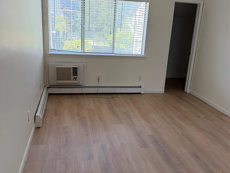 115 Green Meadows Way — Photo 14