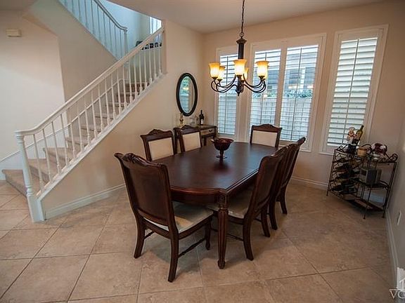 2nd image of 3120 Ferncrest Pl