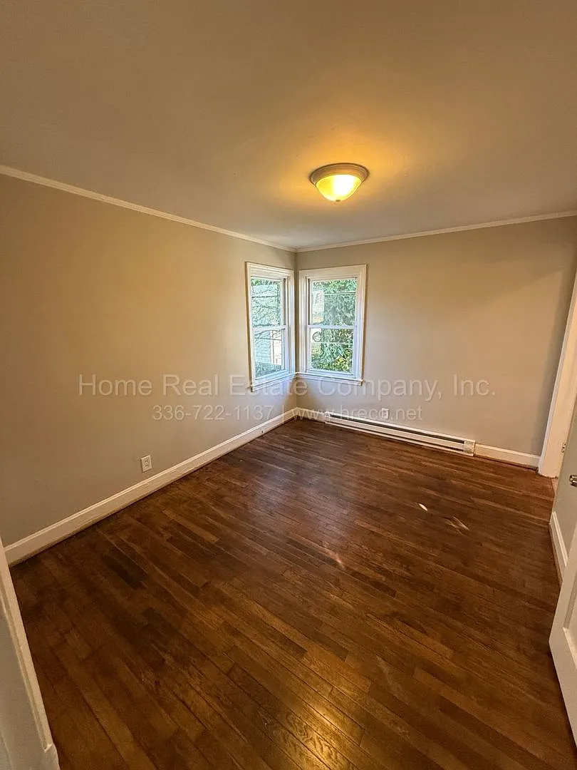 422 Gregory Street — Photo 3