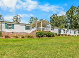 2712 Sloans Mill Rd, Hamptonville, NC 27020
