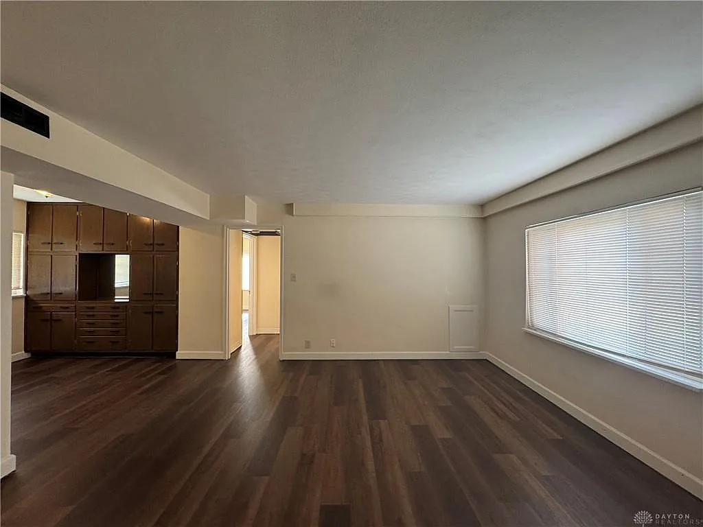 Building Photo - 2366 S Patterson Blvd #11