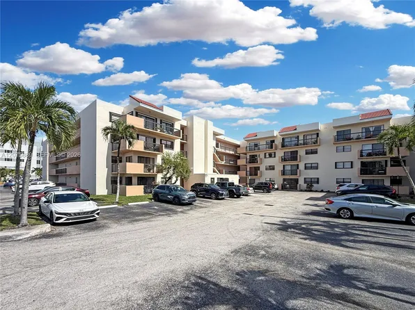 995 SW 84th Ave APT 309, Miami, FL 33144
