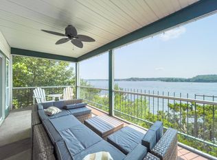 900 W Harbour Towne Dr #901, Lake Ozark, MO 65049