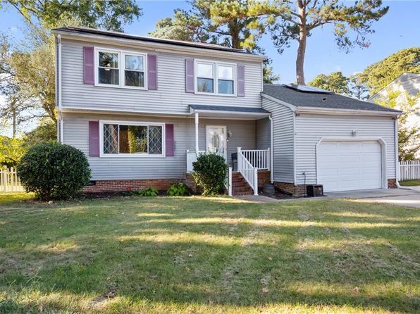 1 Kings Point Dr, Hampton, VA 23669