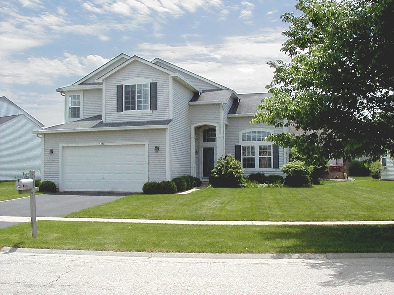 5440 Chancery Way, Lake In The Hills, IL 60156 Zillow