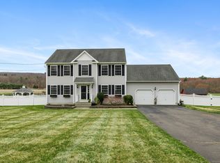 119 Hoffman Rd, Ellington, CT 06029