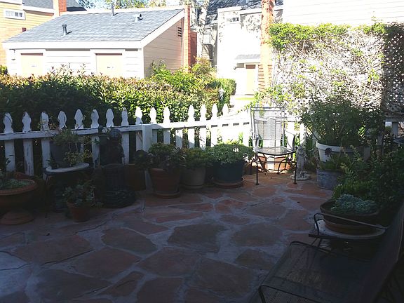 3rd image of 2436 Village Grn