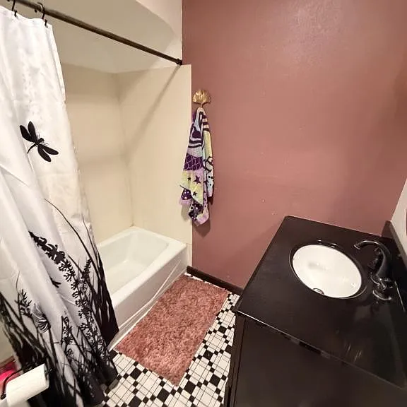 700 Solano Dr SE — Photo 34