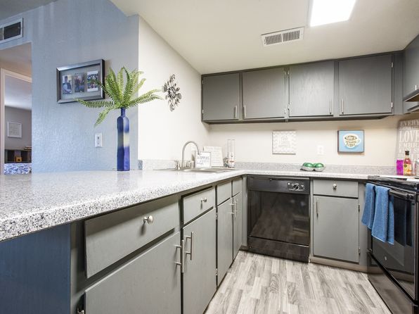 3131 Adams St NE #A008