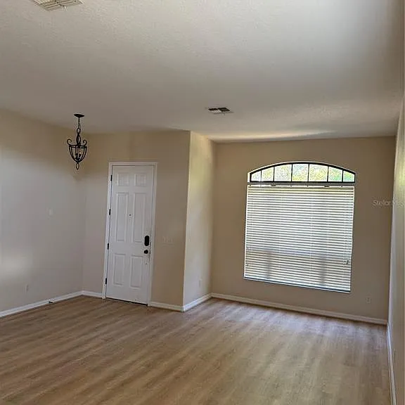 713 Bridgeford Crossing Blvd — Photo 4