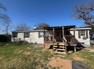 902 Apache Dr, Burnet, TX 78611