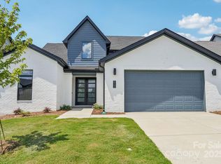 612 Hyder Trl, Tega Cay, SC 29708