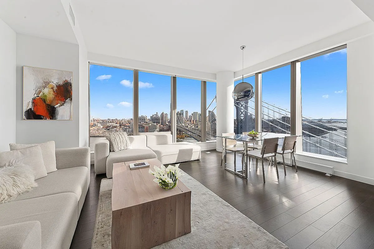 1 Manhattan Sq Unit 25D photo 1