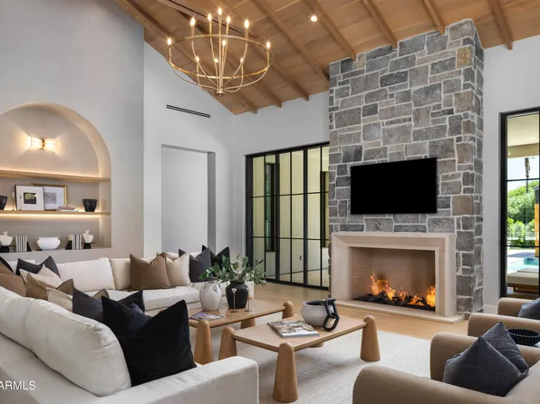 7825 N INVERGORDON Place, Paradise Valley, AZ 85253