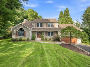 3868 Briarhill Street, Mohegan Lake, NY 10547
