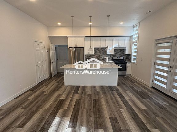 5th image of 23806 SE 59th St Unit B