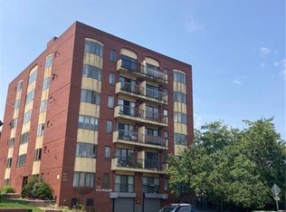 217 Franklin Ave APT 601, Hartford, CT 06114