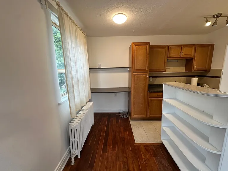 16 Church St E #8 — Photo 11