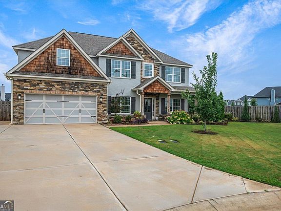 2nd image of 5 Star Moss Ct